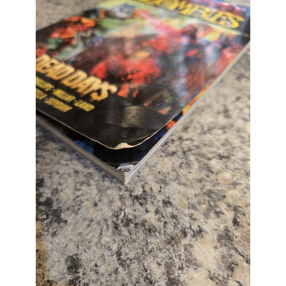 Marvel Zombies : Dead Days Paperback - Picture 4 of 4